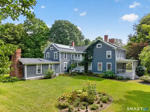 Exterior - 73 Riverside Rd, Sandy Hook, CT 06482 photo 3 of 6