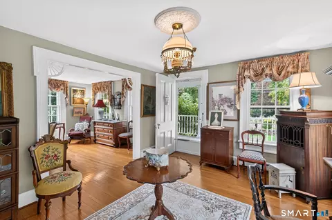 Entry Way - 73 Riverside Rd, Sandy Hook, CT 06482 photo 1 of 1