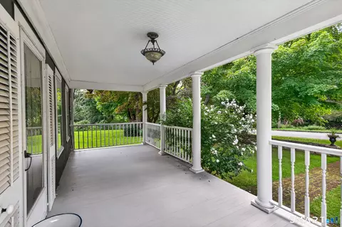 Exterior - 73 Riverside Rd, Sandy Hook, CT 06482 photo 1 of 6