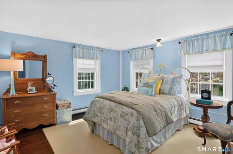 Bedroom - 73 Riverside Rd, Sandy Hook, CT 06482 photo 3 of 5
