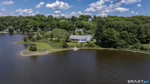 27 Wilbur Rd, Stonington, CT 06378