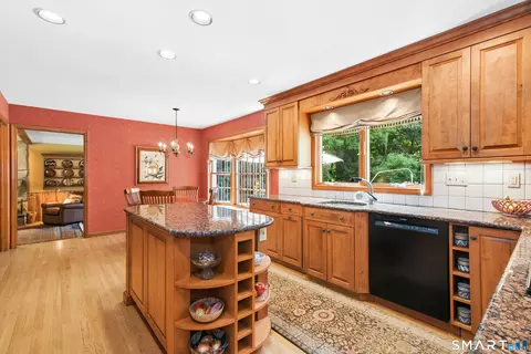 Kitchen - 22 Deacon Abbott Ln S, Redding, CT 06896 photo 2 of 4