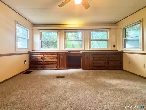 Bedroom - 79 A St, Groton, CT 06340 photo 1 of 4