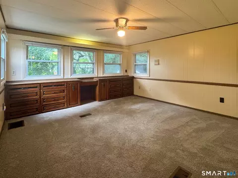 Living - 79 A St, Groton, CT 06340 photo 4 of 5