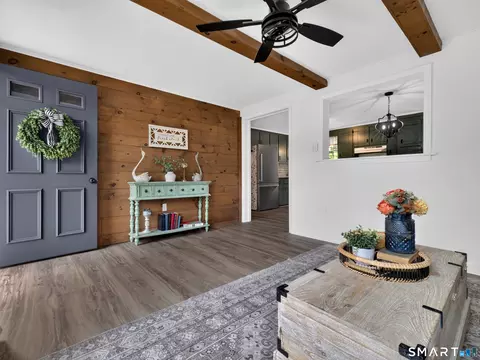 Entry Way - 23 Shepard Hill Rd, Plainfield, CT 06374 photo 1 of 3