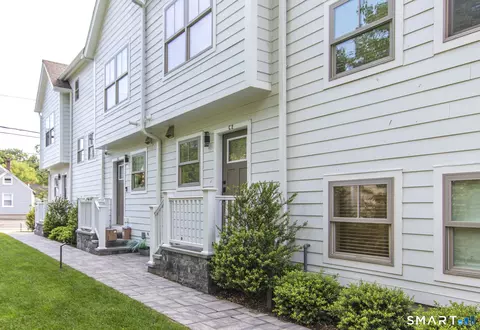 1 Howard Ave #C2, Norwalk, CT 06855