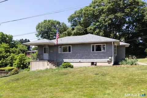 115 Hauser St, Waterbury, CT 06704