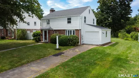 Exterior - 249 Ridge Rd, Wethersfield, CT 06109 photo 1 of 3