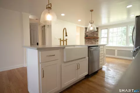 Kitchen - 249 Ridge Rd, Wethersfield, CT 06109 photo 2 of 3