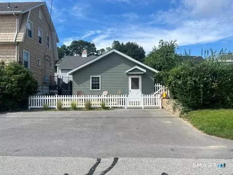 Exterior - 35 Nehantic Dr, East Lyme, CT 06333 photo 7 of 11