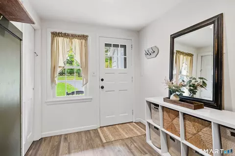 Entry Way - 60 Russell Ave, Suffield, CT 06078 photo 2 of 5
