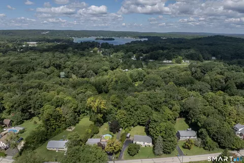View/Area - 51 Walnut Ave, East Hampton, CT 06424 photo 4 of 4