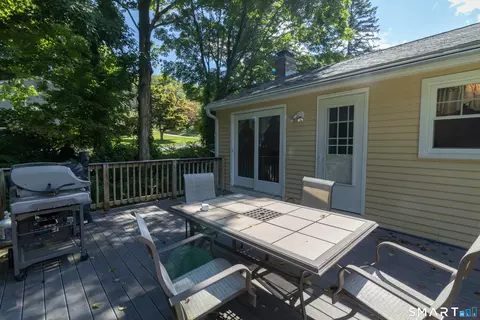Exterior - 51 Walnut Ave, East Hampton, CT 06424 photo 2 of 6