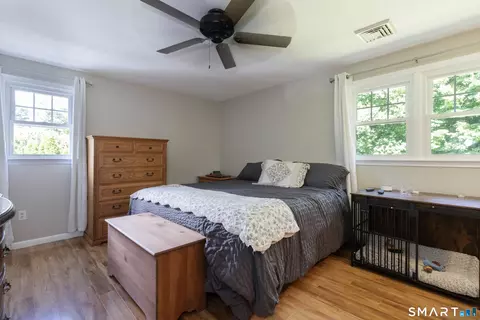 Bedroom - 51 Walnut Ave, East Hampton, CT 06424 photo 1 of 3