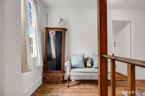 Entry Way - 65 Main St S, Bethlehem, CT 06751 photo 1 of 2