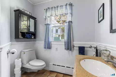 Bath - 39 Falls Rd, Moodus, CT 06469 photo 1 of 2