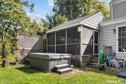 Exterior - 39 Falls Rd, Moodus, CT 06469 photo 7 of 10