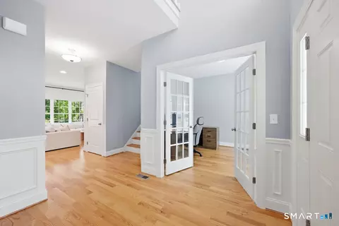 Entry Way - 21 Wolf Hill Rd, Coventry, CT 06238 photo 2 of 3