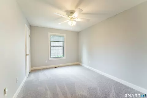 Bedroom - 4 Clarks Ln #4, Niantic, CT 06357 photo 1 of 5
