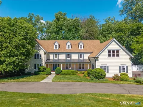 27 Woody Ln, Westport, CT 06880