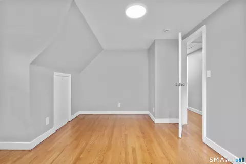 Bedroom - 14 Ingleside Dr, Hamden, CT 06514 photo 7 of 8