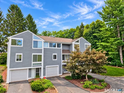 39 Old Mill Ct #39, Simsbury, CT 06070