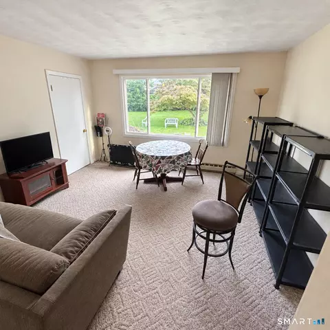 76-78 Oak St, Windsor Locks, CT 06096 photo 5
