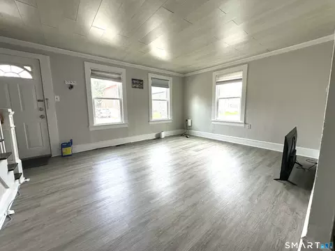 76-78 Oak St, Windsor Locks, CT 06096 photo 3