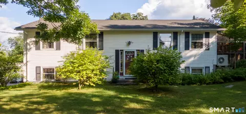 1 Corttiss Rd, North Grosvenor Dale, CT 06255