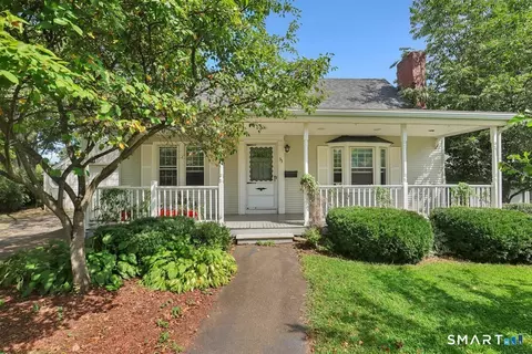 33 Horton Rd, Manchester, CT 06042