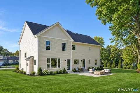 Exterior - 24 Warde Ter, Fairfield, CT 06825 photo 2 of 3
