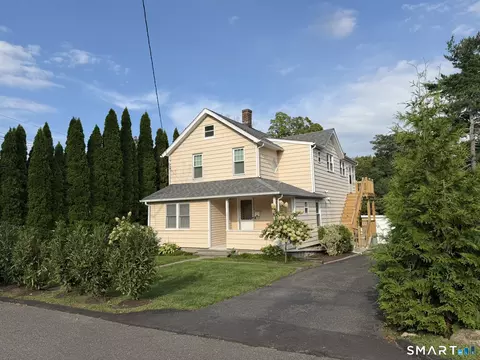 16 Raymond St, New Canaan, CT 06840