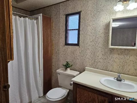 Bath - 29 James Dr, Windham, CT 06256 photo 1 of 2