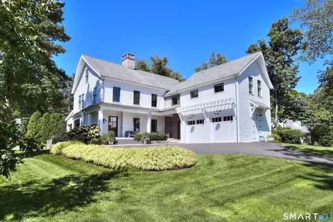 16 Orchard Ln, New Canaan, CT 06840