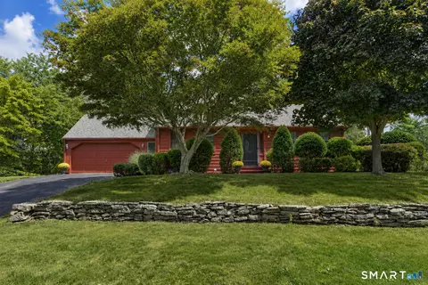 74 Spring Ln, West Hartford, CT 06107