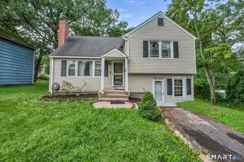 152 Bay Ave, New Britain, CT 06053