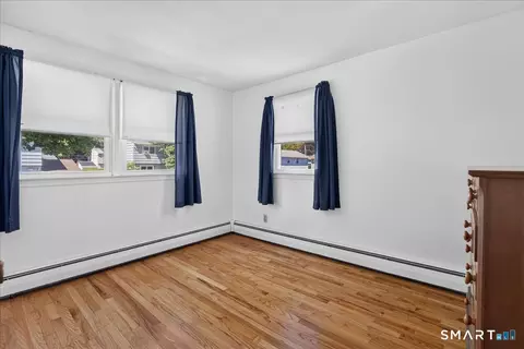 Bedroom - 147 Daniel Rd, Hamden, CT 06517 photo 4 of 5