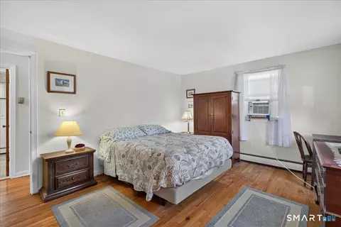 Bedroom - 147 Daniel Rd, Hamden, CT 06517 photo 1 of 5