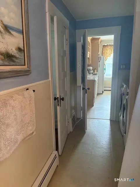 Entry Way - 71 Pythian Ave, Torrington, CT 06790 photo 3 of 4