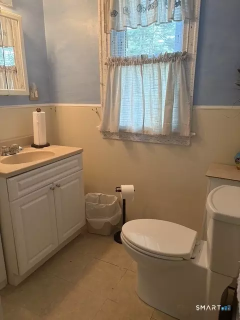 Bath - 71 Pythian Ave, Torrington, CT 06790 photo 2 of 2