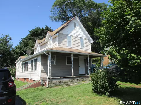 24 Monroe St, Milford, CT 06460