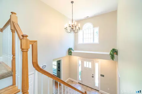 Entry Way - 77 Falls Landing Rd, Deep River, CT 06417 photo 5 of 5