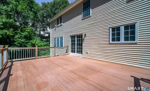 Exterior - 77 Falls Landing Rd, Deep River, CT 06417 photo 5 of 6