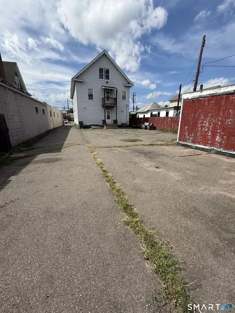 1019 Dixwell Ave, Hamden, CT 06514 photo 4