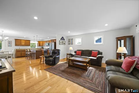 Other - 8 Mather Cir #8, Windsor Locks, CT 06096 photo 2 of 6