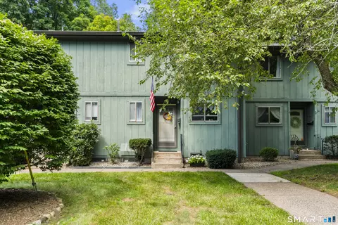 128 Highland St #B, Manchester, CT 06040