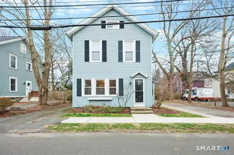 33 Central Ave, Milford, CT 06460