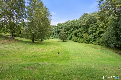 Exterior - 281 Rye St, Broad Brook, CT 06016 photo 8 of 14