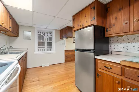 Kitchen - 281 Rye St, Broad Brook, CT 06016 photo 3 of 3