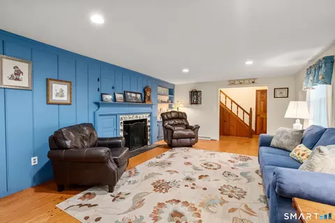 Living - 281 Rye St, Broad Brook, CT 06016 photo 2 of 7